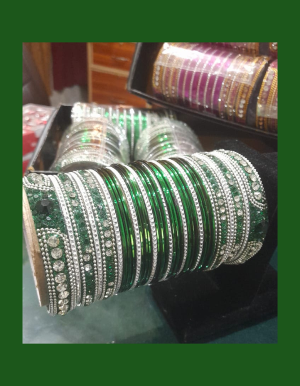 Gilrs Bangle 2.2 with Silver Kada